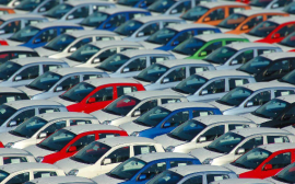 Группа ВТБ: в феврале продажи новых автомобилей в России могут достичь 100 тысяч штук