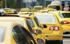 Аналитика ВТБ: россияне стали чаще ездить на такси