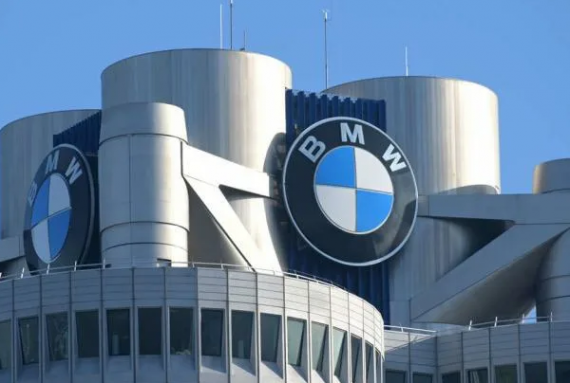 BMW Group продлевает сотрудничество с TEFAF до 2019 года